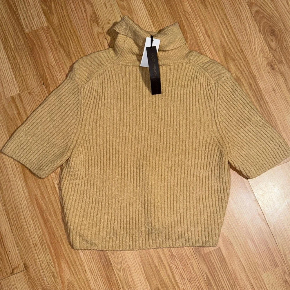 NWT House Of Harlow Ribbed Crop Turtleneck Sweater Size Large